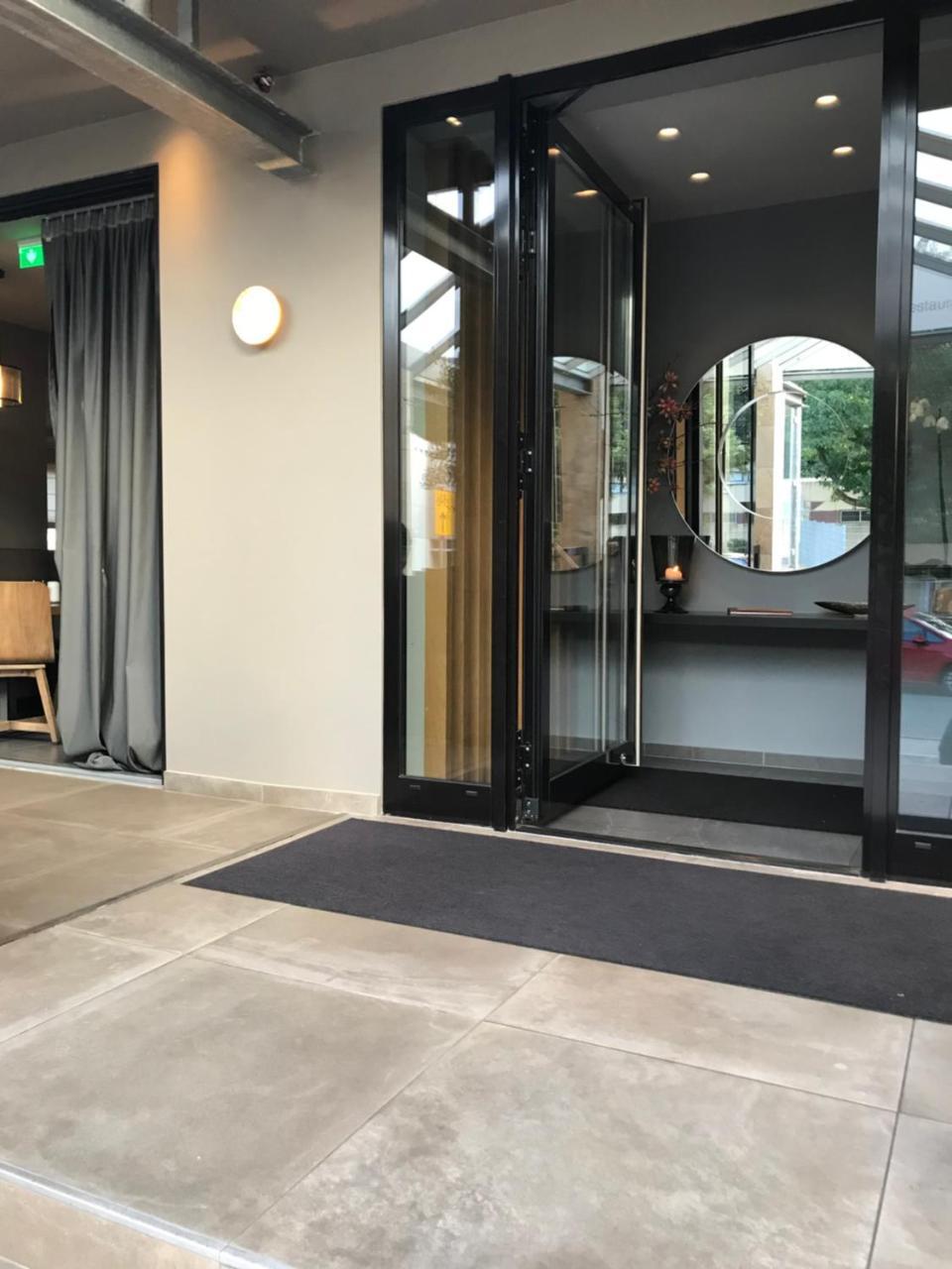 Akropolis Hotel Nuremberga Exterior foto