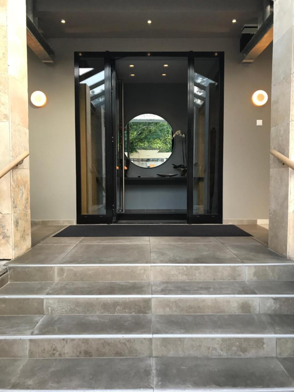Akropolis Hotel Nuremberga Exterior foto